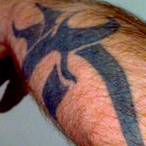 Tribal Tattoo Design – Flying Dagger